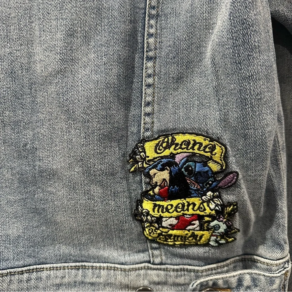 Disney Lilo & Stitch Denim Jacket, 98% Cotton / 2% Spandex, Size Small - Picture 10 of 14
